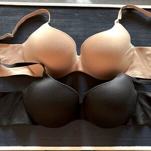2 Incredible by VS underwire bras 32DD